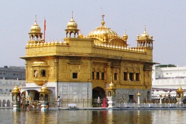 श्री हरिमंदिर साहिब (स्वर्ण मंदिर)